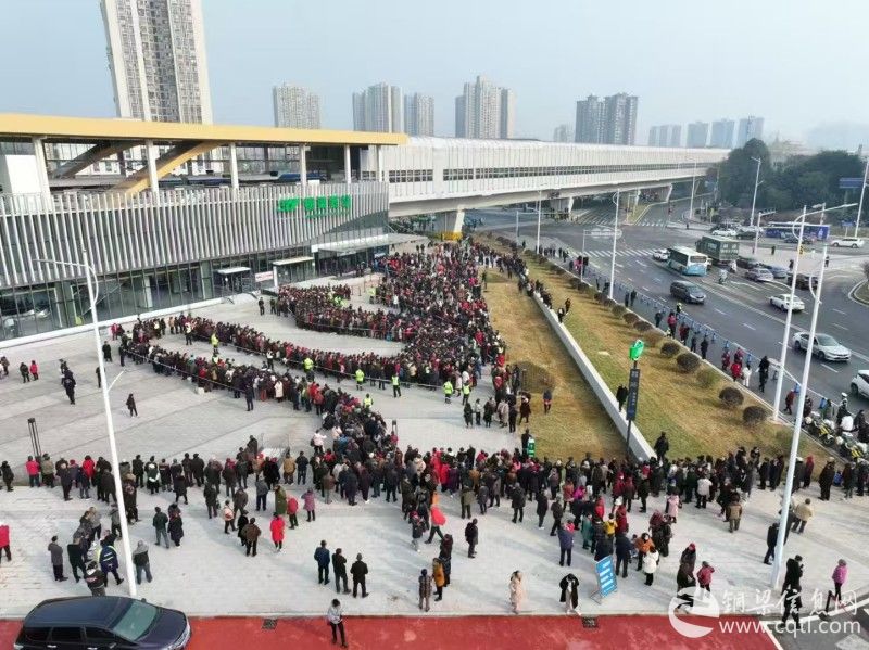 璧铜线首日免费试乘 市民期待满满 一起来看看吧